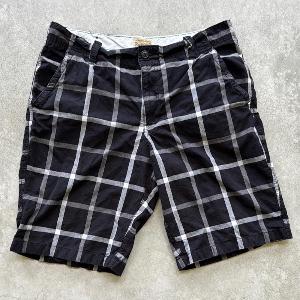 Black and White Plaid Men's cotton Shorts